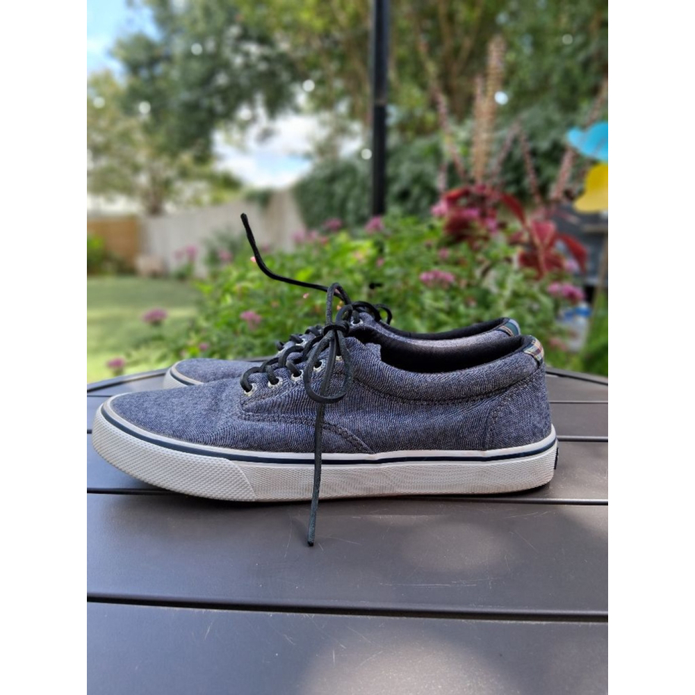 Men's Sperry Blue Denim Canvas Sneakers US 8.5 with White Soles Preppy - Picture 3 of 13